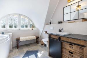 Haus "Hygge" mit Kamin, Sauna, Whirpool, Garten OFC 19