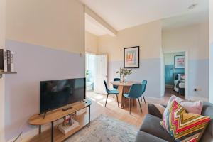 The Wandsworth Haven l 2-Bed Family Apartment