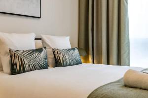 2BR Apt Near NATO & EU