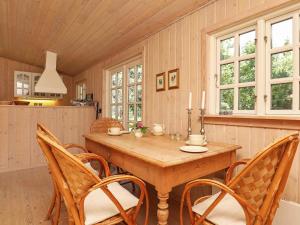 6 person holiday home in Blokhus-By Traum