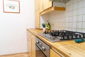 Lovely 2BR Apartments Very Central