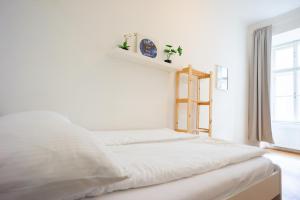 Spacious stylish designed 3 Bedroom Apartment near Naschmarkt and city center