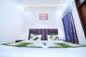 The Taj Wings Home Stay