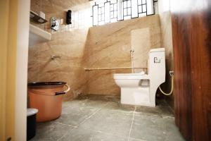 1BHK 2km From Hosa Road Metro with lift 303