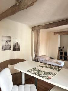 Petit Palmier Promenade Studio