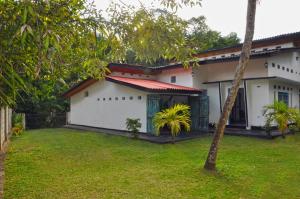 Sunny Boutique Villa