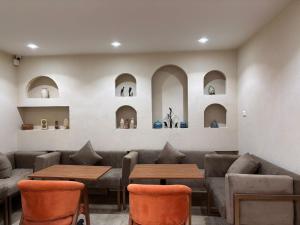 Beit Khufu Pyramid Hotel