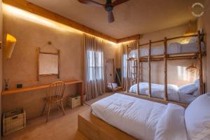 Al Tanoor House