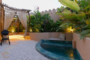 Al Tanoor House