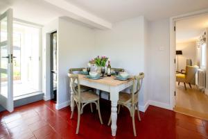 Rose Cottage, Blaxhall - Near Snape Maltings, Orford, Thorpeness & Aldeburgh - Aldeburgh Coastal Cottages