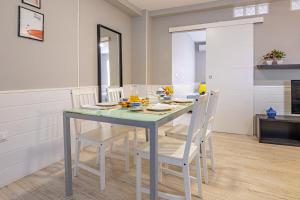 GMC Turistics - The Atarazanas Market House