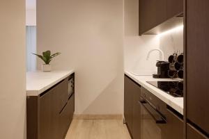 Acropolis Deluxe Residence