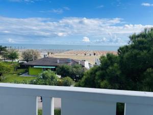 Comfort and sea view-Beahost