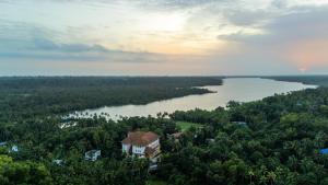 Still Waters Alaya Stays by ELIVAAS