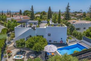 Villa Sylisia by Villa Plus