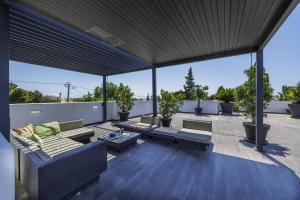 Villa Sylisia by Villa Plus