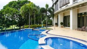 Executive Suites Bellagio Golf View Residences - Affittacamere, Manila