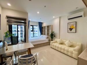Shi House - Modern Apartment Vinhomes Grand Park - Căn Hộ Studios