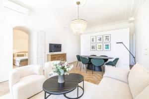 LB Vacation Rentals I Luxurious 1BR with parking & terrace