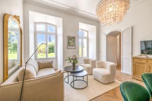 LB Vacation Rentals I Luxurious 1BR with parking & terrace