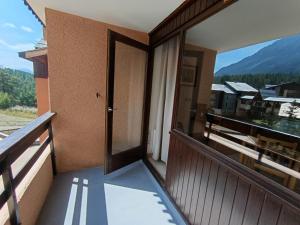 Appartement sur les pistes, parking et animaux admis - FR-1-445-199