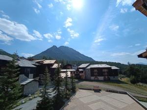 Appartement sur les pistes, parking et animaux admis - FR-1-445-199