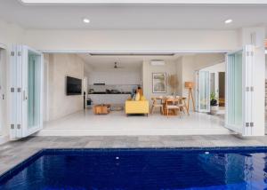 The Eclipse Villas - The Luxurious 2BR Private Pool Canggu Getaway