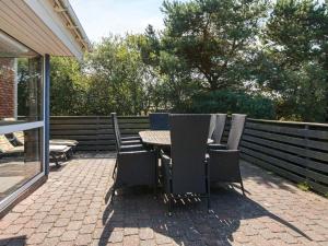 6 person holiday home in Fanø