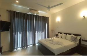 Trendy Terrace Luxury Apartment