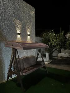 Εξοχική Μονοκατοικία με αυλή και εξωτερική αποθήκη-Country house with yard and external warehouse