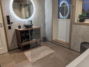 Mountain Dream Cabin with Peace, Luxury and Hot Tub near Støren, Trøndelag