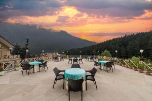 Snow Valley Resorts & Spa Manali