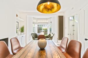 Coastal Home in Mumbles with Garden & WiFi