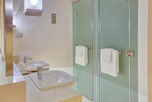 Amira Luxury at Novotel Suites Manila near Makati and BGC