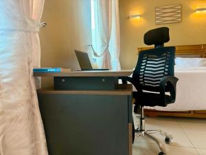 Don Onesmos Duplex A Luxurious Three Bedroom Apartment