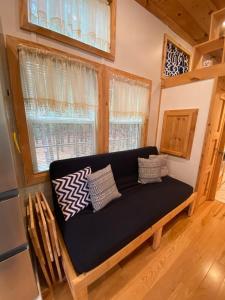 True Tiny Home & Community - 6 Mins To Downtown