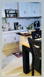 Vacation Home by Rowena Sacarez - Ubytování bez kategorie ve městě Trece Martires