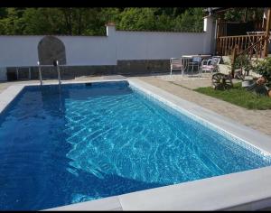 Семеен Хотел Сандим