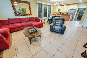 North Beach Resort w pool & hot tub