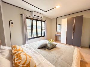 The city center and convenience living