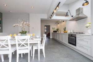 Bloomsbury House - A Beautiful Two Bedroom Home