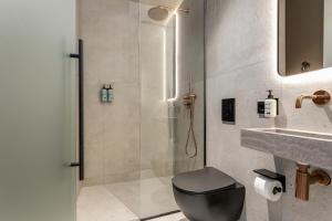 Arctic Comfort Hotel