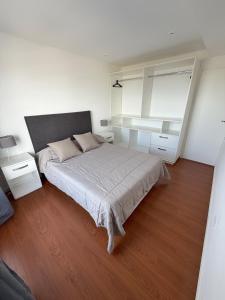 Roma apartamento 2 frente al mar