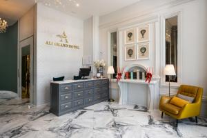 Ali Grand Hotel