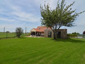 Wonderful country house with huge garden