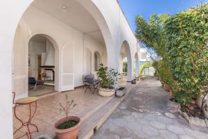 Villa Biancarosa by BarbarHouse