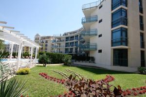 Riviera Blue Hotel