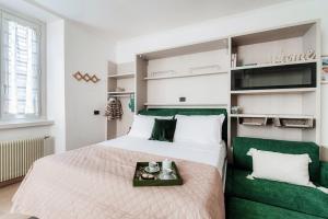 Dinghy Studio - by MyHomeInComo