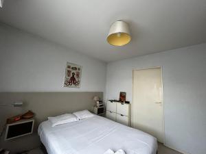 Le Papillon Jaune, proche de la gare