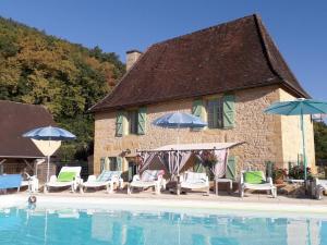 Maison Alexia avec piscine proche de Sarlat